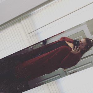 Meet your Posher, Hallie